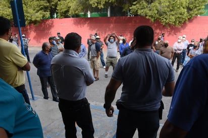 Los trabajadores que están en resguardo sanitario perciben menos de su ingreso salarial integrado. (EL SIGLO DE TORREÓN) 