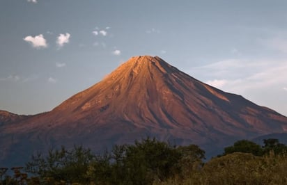 El huracán 'Genevieve' ofreció un increíble espectáculo a los habitantes de Colima (ESPECIAL)  