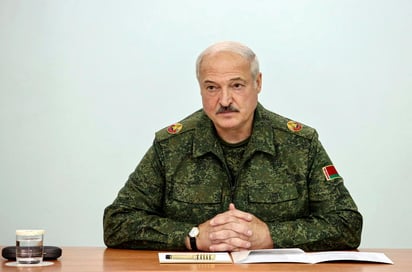 El presidente de Bielorrusia, Alexandr Lukashenko, y el Consejo coordinador opositor continuaron este martes su pulso, mientras la líder opositora, Svetlana Tijanóvskaya, intervino ante un grupo de parlamentarios europeos para recabar apoyos a su candidatura. (ARCHIVO) 