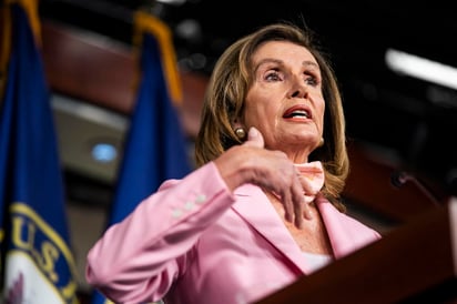 La presidenta de la Cámara Baja de EUA, Nancy Pelosi, opinó este jueves que no debería haber debates entre los candidatos presidenciales, de cara a los comicios de noviembre. (ARCHIVO) 