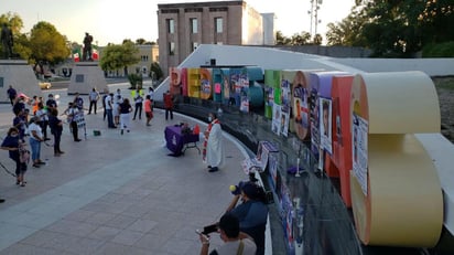 Con una misa y una manifestación pacífica en la explanada de las letras de Piedras Negras en la zona centro de la ciudad, la asociación Familias Unidas en la Búsqueda y Localización de Personas Desaparecidas, conmemoró el Día Internacional de las Víctimas de Desaparición Forzada. (ARCHIVO)