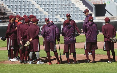 El equipo lagunero estará comandado por Ramón Orantes, quien llevará a un conjunto en el que combina jóvenes talentos con jugadores que integran el equipo en el circuito de verano. (EL SIGLO DE TORREÓN)