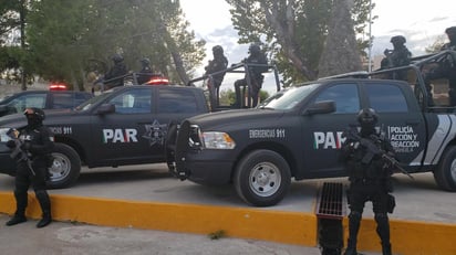 Se activó el Código Rojo en Piedras Negras y se realizó un fuerte despliegue de seguridad en la zona, con la participación de corporaciones de los tres niveles de gobierno, en búsqueda de los responsables del ataque a los agentes estatales. (ARCHIVO)