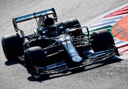 Lewis Hamilton cubrió los 5.793 metros de la legendaria pista de las afueras de Milán, en un minuto, veinte segundos y 192 milésimas. (ARCHIVO)