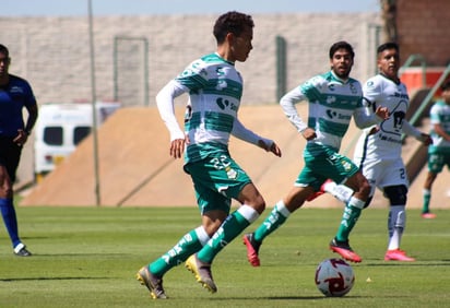 La filial Sub-20 de Santos Laguna fue derrotada 3-1 por los Pumas de la UNAM, en partido celebrado este miércoles en el TSM. (CORTESÍA)