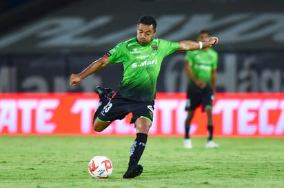 El futbolista de los Bravos de Juárez, Marco Fabián, celebró bailando la victoria del equipo ante los Diablos del Toluca. (ARCHIVO)