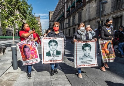 Arribaron a Palacio Nacional para sostener un encuentro con el presidente Andrés Manuel López Obrador, quien adelantó hace unos días que se dará 'información relevante' del caso. (ARCHIVO)