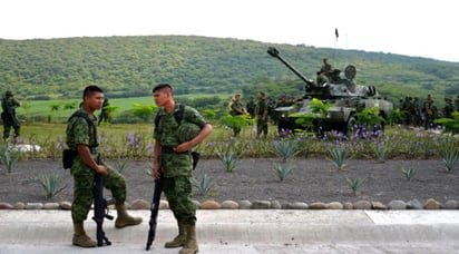 Las autoridades militares y estatales de Zacatecas confirmaron que los hechos ocurrieron a las 6:20 horas, cuando los elementos se encontraban realizando reconocimiento terrestre y acciones propias de seguridad en ese municipio, que colinda con la zona limítrofe del estado de Jalisco.
(ARCHIVO)