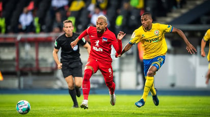 El Hertha Berlín cayó 5-4 frente al Eintracht Braunschweig de la segunda división, en duelo de la Copa de Alemania. (CORTESÍA)