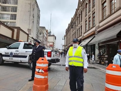 Oficiales del Grupo de Reacción Sureste, Policía Preventiva y Tránsito, Centro de Control y Comando, Unidad Canina K9 y Cadetes de la Academia de la Policía Municipal, estarán realizando patrullaje en la zona aledaña a Palacio de Gobierno.