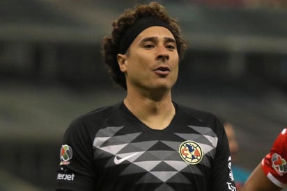 A Ochoa no le va muy bien contra las Chivas Rayadas del Guadalajara. (ARCHIVO)