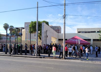 Durante los festejos patrios es importante atender las medidas sanitarias y cuidar la alimentación, sobre todo los grupos de riesgo. (EL SIGLO DE TORREÓN)