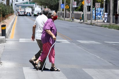 La contingencia sanitaria continua y por ello se pide a las familias resguardarse en casa. En caso de salir, usar cubrebocas.