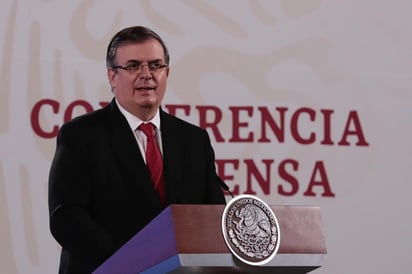 Ebrard aseguró que desde el Gobierno federal se habría querido evitar la muerte por COVID-19 de 74 mil mexicanos, pero no había tratamientos y una vacuna se veía lejos. (ARCHIVO)