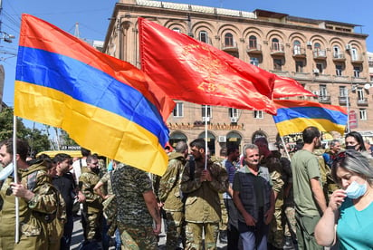 El presidente del Consejo Europeo, Charles Michel, instó este domingo a Armenia y Azerbaiyán a parar toda hostilidad militar y volver a unas negociaciones 'sin precondiciones' sobre la zona en conflicto de Nagorno Karabaj. (EFE)