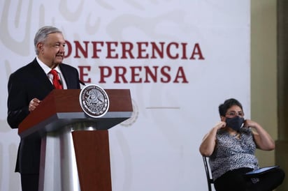 Al pedir al Congreso que apruebe su iniciativa para que la Secretaría Marina controle las aduanas y puertos del país, el presidente Andrés Manuel López Obrador dijo a los marinos mercantes que no se preocupen porque no se les quitará el empleo y no serán marginados. (ARCHIVO)