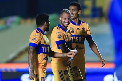 Continúa el gran momento de los Tigres, que se impusieron como locales 3-0 al San Luis, para lograr su cuarta victoria en fila. (JAM MEDIA)