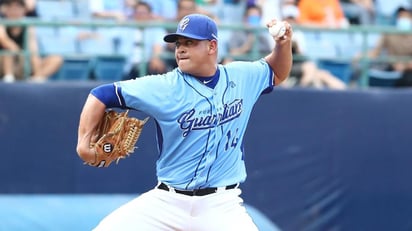 Una excelente actuación, ofreció el pitcher lagunero Manuel “Manny” Bañuelos, en la Liga de Beisbol Profesional de China – Taiwán, donde disputa su temporada de debut con los Guardianes de Fubon. (CORTESÍA)