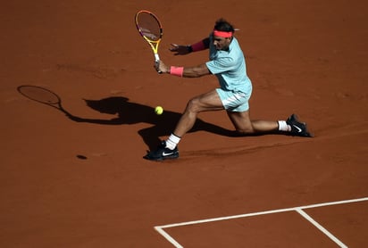 Rafael Nadal continúa con su impresionante nivel, y ayer se impuso 6-1, 6-1, 6-2 a Sebastian Korda. (EFE)
