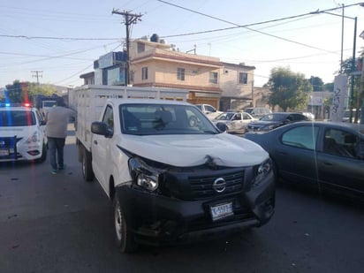 Se dio a conocer por parte de los peritos de accidentes de Tránsito y Vialidad que al momento del percance la camioneta circulaba por la avenida Mina, con dirección de sur a norte. (EL SIGLO DE TORREÓN)