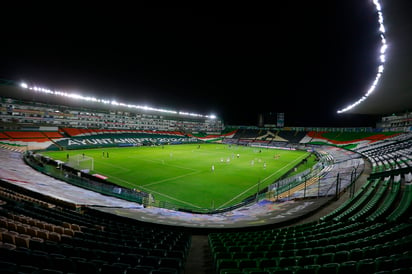 León no podría jugar el duelo ante el América en el estadio León. (JAM MEDIA)