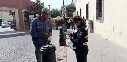 La Dirección Municipal de Seguridad Pública de Durango se encuentra infraccionando a quien no traiga cubrebocas. (EL SIGLO DE TORREÓN) 