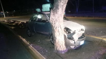 El automóvil afectado es un Ford “K”, modelo 2003, color gris, con placas de circulación del estado de Durango, el cual era conducido por Samanta de 24 años de edad.
(ARCHIVO)