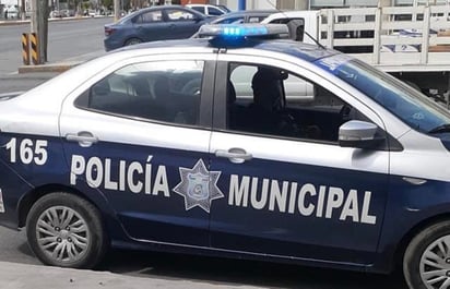 Un centenar de elementos de Seguridad Pública Municipal (DSPM) de Monclova iniciaron capacitación para responder adecuadamente en circunstancias de violencia dentro de los protocolos de seguridad, para proteger primeramente a los ciudadanos y para utilizar sólo la fuerza necesaria en los presuntos delincuentes. (ARCHIVO)