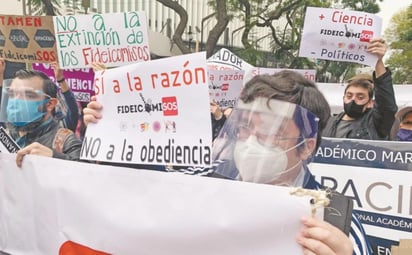 Hasta el momento, la minuta no ha sido recibida en el Senado pero en cuanto llegue, los senadores demandarán que se envíe a las distintas comisiones para que se haga el análisis correspondiente.
(EL UNVIERSAL)