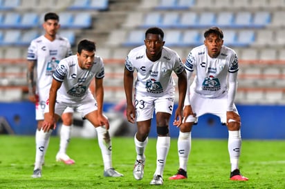 Este domingo los Tuzos de Pachuca visitan al Santos a las 19:06 horas y a unas horas del silbatazo inicial en el estadio Corona, la Liga MX y el Pachuca anunciaron un caso positivo por COVID-19. (ARCHIVO)