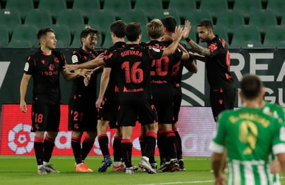 Real Sociedad goleó 3-0 al Betis y se colocó como líder en España. (EFE)