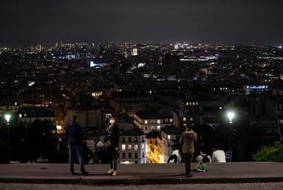 Francia registró este lunes 13,243 casos y 146 muertos por coronavirus en las últimas 24 horas, que elevan a 910,277 el número de positivos y a 33,623 el de fallecidos desde el inicio de la epidemia. (ARCHIVO) 