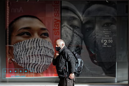 El Gobierno del Reino Unido informó este miércoles de 24,701 nuevos contagios de COVID-19 en 24 horas, 1,816 más que la jornada anterior, y 310 muertes, frente a 367 el martes. (ARCHIVO) 
