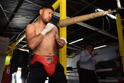 José Eduardo se preparó en el Gimnasio 'Mapimí' Rodríguez. (JESÚS GALINDO)