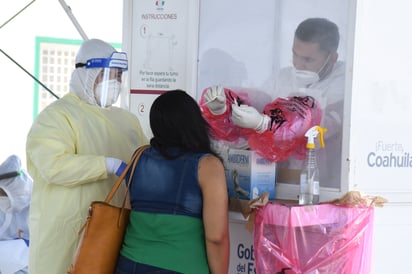 La Secretaría de Salud de Coahuila comenzó la aplicación de cerca de 180 pruebas COVID a diario, un aumento de un 28 por ciento. (EL SIGLO DE TORREÓN)