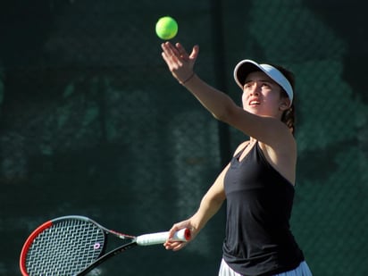 Con gran éxito y un tremendo nivel competitivo, se disputó la primera edición del torneo de tenis femenino infantil “Laguna Invitational”, el cual jugó su última jornada el pasado sábado en las canchas del Club Campestre Torreón. (AARÓN ARGUIJO)