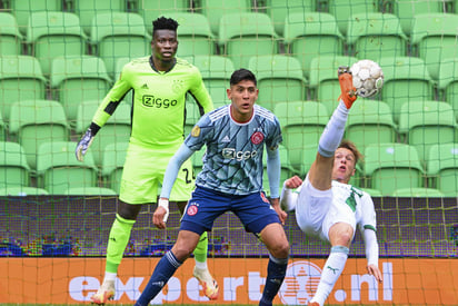 Los arqueros Andre Onana y Maarten Stekelenburg — internacionales con Camerún y Holanda, respectivamente — se quedaron en casa el lunes junto a otro grupo de jugadores en el que sobresale el volante y capitán Dušan Tadić. (ARCHIVO)