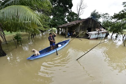 Liberar agua podría incrementar el nivel de los ríos.