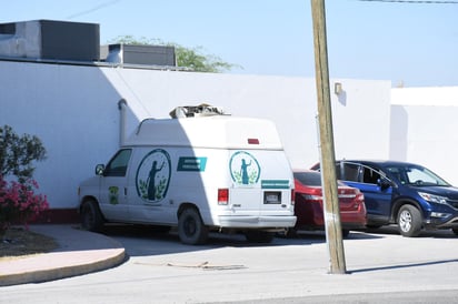 La noche de este domingo fue encontrado un hombre sin vida en el fraccionamiento Loma Real II de Torreón, el cual a simple vista se le apreciaban varios impactos de arma de fuego. (ARCHIVO)