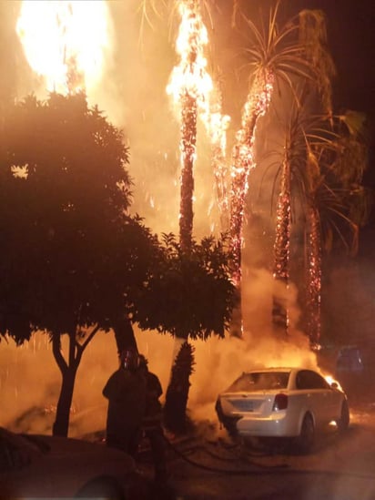 Hasta el momento las autoridades desconocen cuáles fueron las causas del aparatoso siniestro. (EL SIGLO DE TORREÓN)