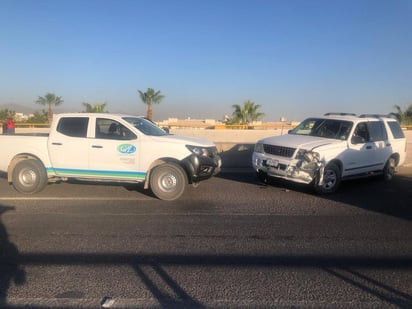 La mañana de este viernes se registró un choque por alcance sobre el puente Hamburgo de la ciudad de Gómez Palacio que dejó como saldo una mujer con lesiones leves y daños materiales de consideración.
(EL SIGLO DE TORREÓN)