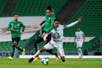 Los Guerreros de Santos Laguna y los Tuzos de Pachuca se enfrentan en el único duelo del repechaje de la Liga MX, en donde el cuadro hidalguense venció 0-3 a los laguneros. (ARCHIVO)