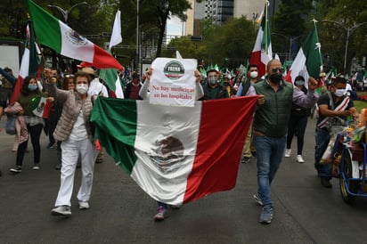 En la volcadura con miembros Frenaaa murieron dos personas.