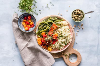 La quinoa es un alimento que durante los últimos años ha tomado mucha fuerza en el consumo habitual. Según los expertos, la quinoa alimenta sin engordar.  (ESPECIAL)