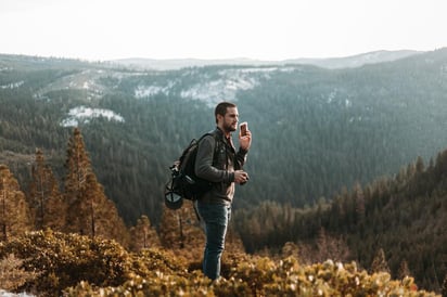 Gracias a las apps es posible realizar tus viajes sin tantas preocupaciones que requieran de un guía turístico presencial para resolverlos.  (ESPECIAL)