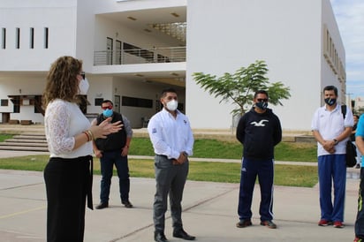 Un grupo inicial de 16 entrenadores deportivos de la Universidad Autónoma de Coahuila Unidad Torreón, fue certificado con altas calificaciones de parte del Consejo Nacional de Normalización y Certificación de Competencias Laborales (CONNOCER). (Especial) 