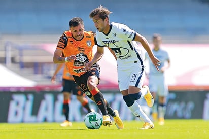 Más que emociones en las áreas, el partido se caracterizó por una intensa lucha en el medio campo y defensas muy ordenadas. (JAM MEDIA)