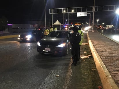 Las personas arrestadas superaron el tercer grado de ebriedad y sus unidades quedaron resguardadas en uno de los corralones. (EL SIGLO DE TORREÓN)