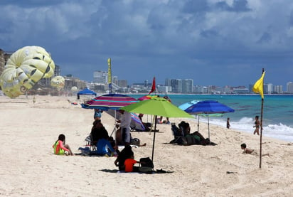 Por primera vez en los últimos siete meses, México recibió a más de 2 millones de turistas internacionales, de acuerdo con los resultados de las Encuestas de Viajeros Internacionales (EVI) que el Inegi dio a conocer esta mañana de jueves. (ARCHIVO) 