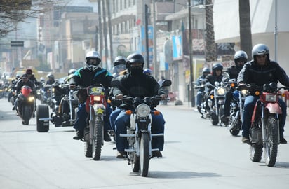 Todos los participantes deberán portar casco y equipo de protección, así como el cubrebocas en todo momento y guardar distancia.